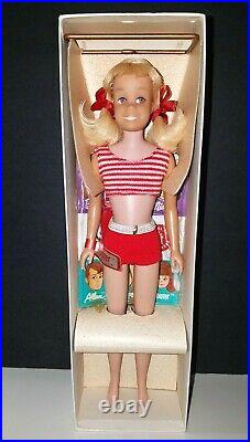 VINTAGE Barbie SKOOTER Doll Original Pale Blonde Mint in Box JAPAN