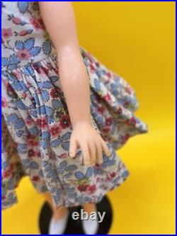 VINTAGE IDEAL TAMMY DOLL JAPANESE EXCLUSIVE with small clothes lot VINTAGE IDEAL TAMMY DOLL JAPANESE EXCLUSIVE with small clothes lot