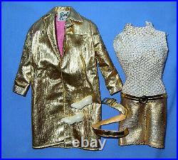 VINTAGE MOD BARBIE INTRIGUE DAZZLING COMPLETE COAT NM WithNO SILVERING ECRU SHOES