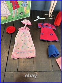 VINTAGE SKOOTER CUT'N BUTTON SET GORGEOUS OUTFITS EXTRAS (Brunette) A Must Have