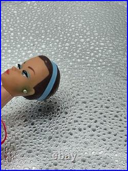 VTG 1962 FASHION QUEEN BARBIE withWigs, Earrings, Stand etc See Pics