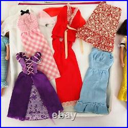 VTG 1968 World of Barbie Case #1002 + TNT Francie TNT Skipper + Clothing + Accs