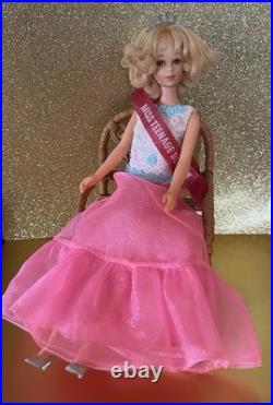 VTG 1969 Barbie FRANCIE Twist'N Turn Doll Blonde Flip Hair Miss Teenage BEAUTY