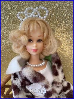 VTG 1969 Barbie FRANCIE Twist'N Turn Doll Blonde Flip Hair Miss Teenage BEAUTY