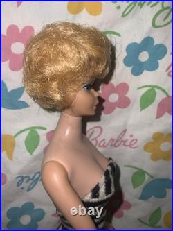 VTG 1st Issue Platinum Barbie Bubble Cut Faded Bubblegum Lips In SS VTG 1st Issue Platinum Barbie Bubble Cut Faded Bubblegum Lips In SS