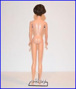 Vhtf Vintage Side Part Bubblecut American Girl Face Barbie Doll & Clothes Japan