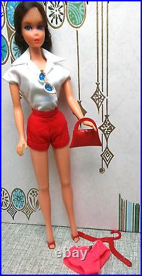 Vintage 1115 Brunette Nape Curl Barbie Doll 1160 TNT Wearing Pak Outfit EUC C50