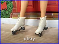 Vintage 1125 1165 Stacey Doll BEAUTIFUL Blonde Silver Sparkle Roller Skate C20