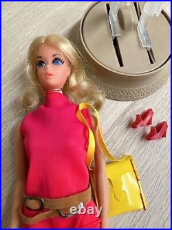 Vintage 1182 Walk Lively Barbie Doll, Original Outfit & Stand EXCELLENT NM C80