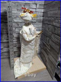 Vintage 18 Japanese Bride Doll White Kimono Wedding Fan Geisha Maiko Crane