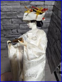 Vintage 18 Japanese Bride Doll White Kimono Wedding Fan Geisha Maiko Crane