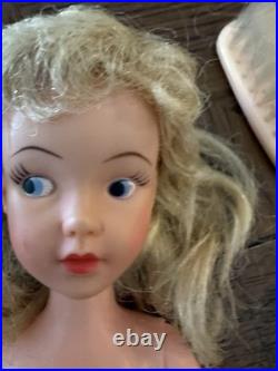 Vintage 1960s Dolls Ideal BS-12-1 Tammy, Unique, Japan, Ideal Case & Outfits