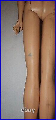 Vintage 1960s Walking Brunette Barbie Doll Made In JAPAN
