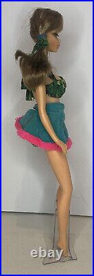 Vintage 1966 TNT Barbie Doll Twist and Turn Brownette Bendy Legs EXCELLENT COND