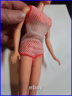Vintage 1967 Mattel Summer Sand Tnt Bendable Leg Barbie Doll In Orig Swimsuit
