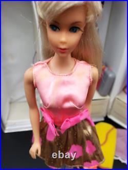Vintage 1967 TNT Barbie #1160 Sun Kissed Blonde with Clothes/Case/Accessories