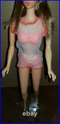 Vintage 1967 TNT Twist N Turn Barbie Doll #1160 OSS & hair ribbon MINT