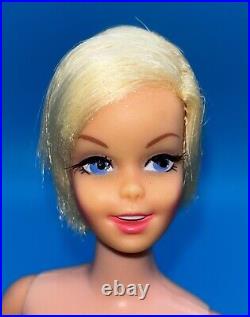 Vintage 1967 Twist & Turn (tnt) Bendable Knees Blonde Casey Barbie Doll #1180
