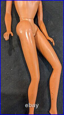 Vintage 1970 Barbie Christie Twist'N'Turn Doll