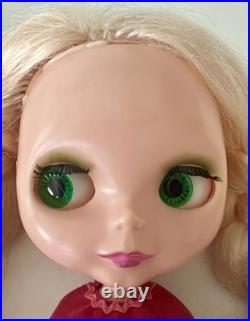 Vintage 1972 Kenner Blythe Doll. Blonde. Draw String Works