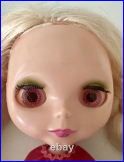 Vintage 1972 Kenner Blythe Doll. Blonde. Draw String Works