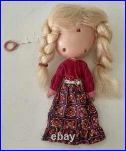 Vintage 1972 Kenner Blythe Doll. Blonde. Draw String Works