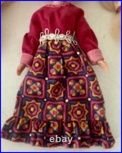 Vintage 1972 Kenner Blythe Doll. Blonde. Draw String Works