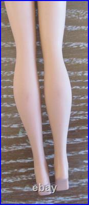 Vintage 1st Issue Barbie Blonde Bubble Cut Greasy Face'61 Red Lips SS Booklet