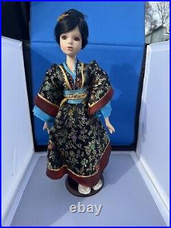 Vintage 22in Tall Japanese Geisha Doll Drum Kimono Maiko Folk Craft