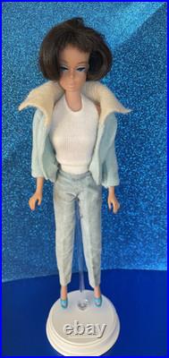 Vintage American Girl Barbie doll withoriginal swimsuit and Barbie outfit