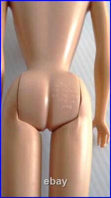 Vintage American Girl Side Part Bubblecut Barbie Doll 1958-59 European W box Vintage American Girl Side Part Bubblecut Barbie Doll 1958-59 European W box