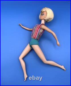 Vintage BARBIE Doll PALE BLONDE AMERICAN GIRL 1965 Bendable Legs Orig Swimsuit