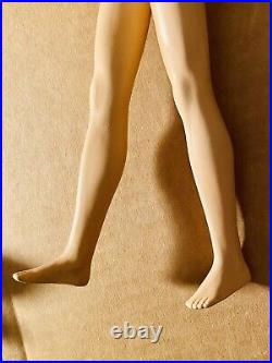 Vintage Barbie 1965 Brunette Bendable Leg Ken Doll 1020 Japan