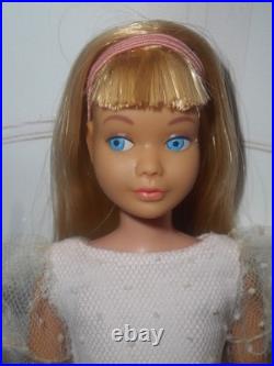 Vintage Barbie 1ST ISSUE BLONDE SKIPPER DOLL JUNIOR BRIDESMAID SS JAPAN SHOES ++