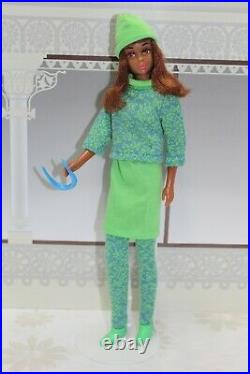 Vintage Barbie Black Francie 1967 & Gad About Francie Repro Fashion 1966 60er