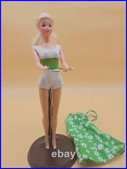 Vintage Barbie Doll MOD Era 7281 Platinum Blonde Free Moving PJ Doll