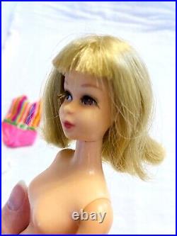Vintage Barbie FRANCIE Bend Leg Doll #1130 Blonde Flip Hair & Mod Swimsuit