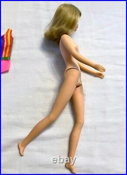 Vintage Barbie FRANCIE Bend Leg Doll #1130 Blonde Flip Hair & Mod Swimsuit