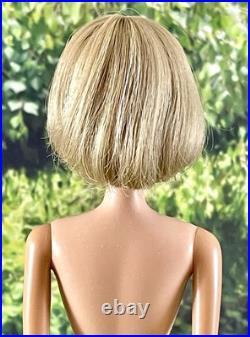 Vintage Barbie High Color Silver Ash Blonde Long Hair American Girl Gorgeous Vintage Barbie High Color Silver Ash Blonde Long Hair American Girl Gorgeous