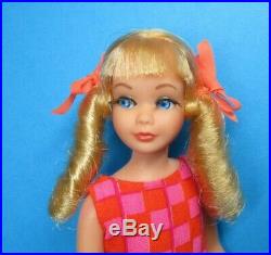 Vintage Barbie SKIPPER Doll TWIST'N TURN TNT SAUSAGE CURLS 1105 Swimsuit