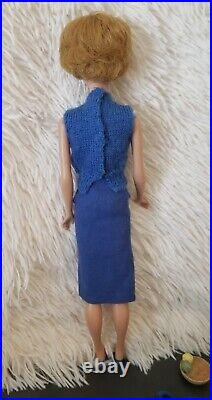 Vintage Barbie Strawberry Blonde BUBBLECUT Doll in #957 KNITTING PRETTY BLUE