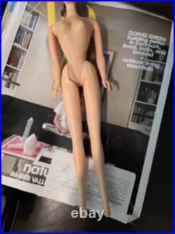 Vintage Barbie Twist'n Turn (1968) Japan, Mattel in Minty Sparkle Squares#1814