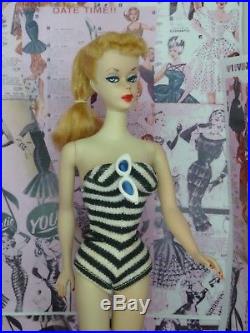 Vintage Barbie ponytail #1 blond original rare japan box on foot R box