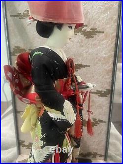 Vintage C1960 Japanese GEISHA Doll MAIKO OIRAN BEAUTIFUL KIMONO with Glass Case