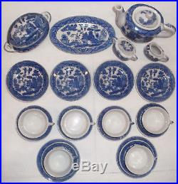 Vintage Complete Blue Willow Pattern 26 Pc Set Of Doll Dishes Made In Japan
