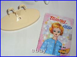 Vintage HTF PLATINUM TAMMY DOLL ORIG BOX BOBBY PINS CLOTHES STAND BOOK CASE LOT