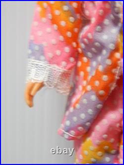 Vintage Japan 1966 Twiggy /casey Barbie Doll + 1963 Pony Tail Case, + Clothing