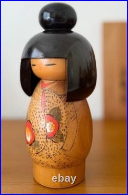 Vintage Japanese Creative Kokeshi Doll Camellia Motif Wood 20cm 400g