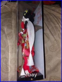 Vintage Japanese Doll Kimono Geisha Maiko Kabuto Samurai Helmet Yaegaki
