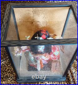 Vintage Japanese Geisha Doll 9 Tall in Glass Case Vintage Japanese Geisha Doll 9 Tall in Glass Case